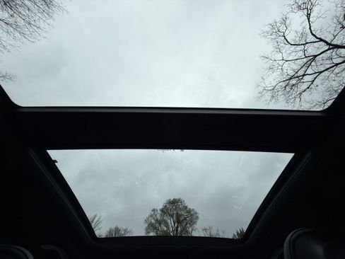 Used 2026 Mercedes-Benz GLC 300 4MATIC image 18