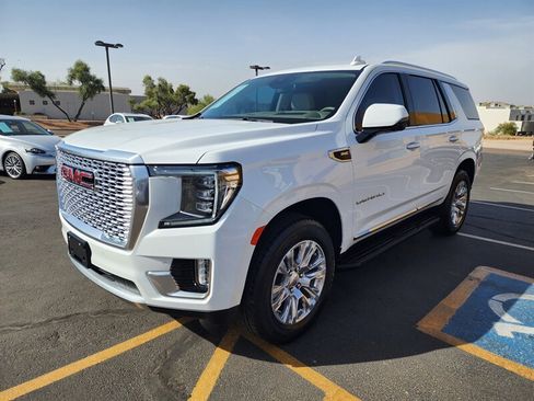 Used 2023 GMC Yukon Denali w/ LPO, Floor Liner Package RWD image 7