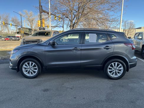 Certified 2022 Nissan Rogue Sport SV image 5