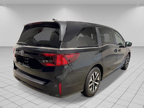 New 2026 Honda Odyssey EX-L image 5