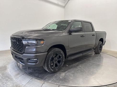New 2026 RAM 1500 Express AWD/4WD image 3