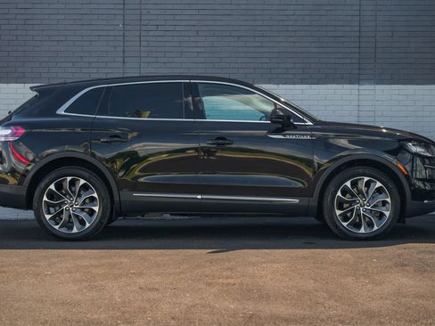 Used 2021 Lincoln Nautilus Reserve w/ Equipment Group 201A AWD/4WD image 4