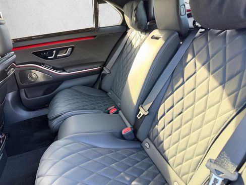 New 2026 Mercedes-Benz S 580 4MATIC Sedan image 17