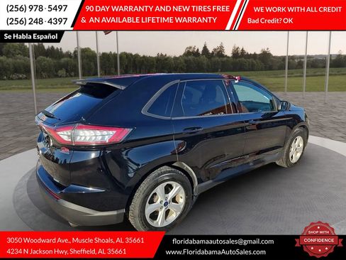 Used 2018 Ford Edge SE image 4