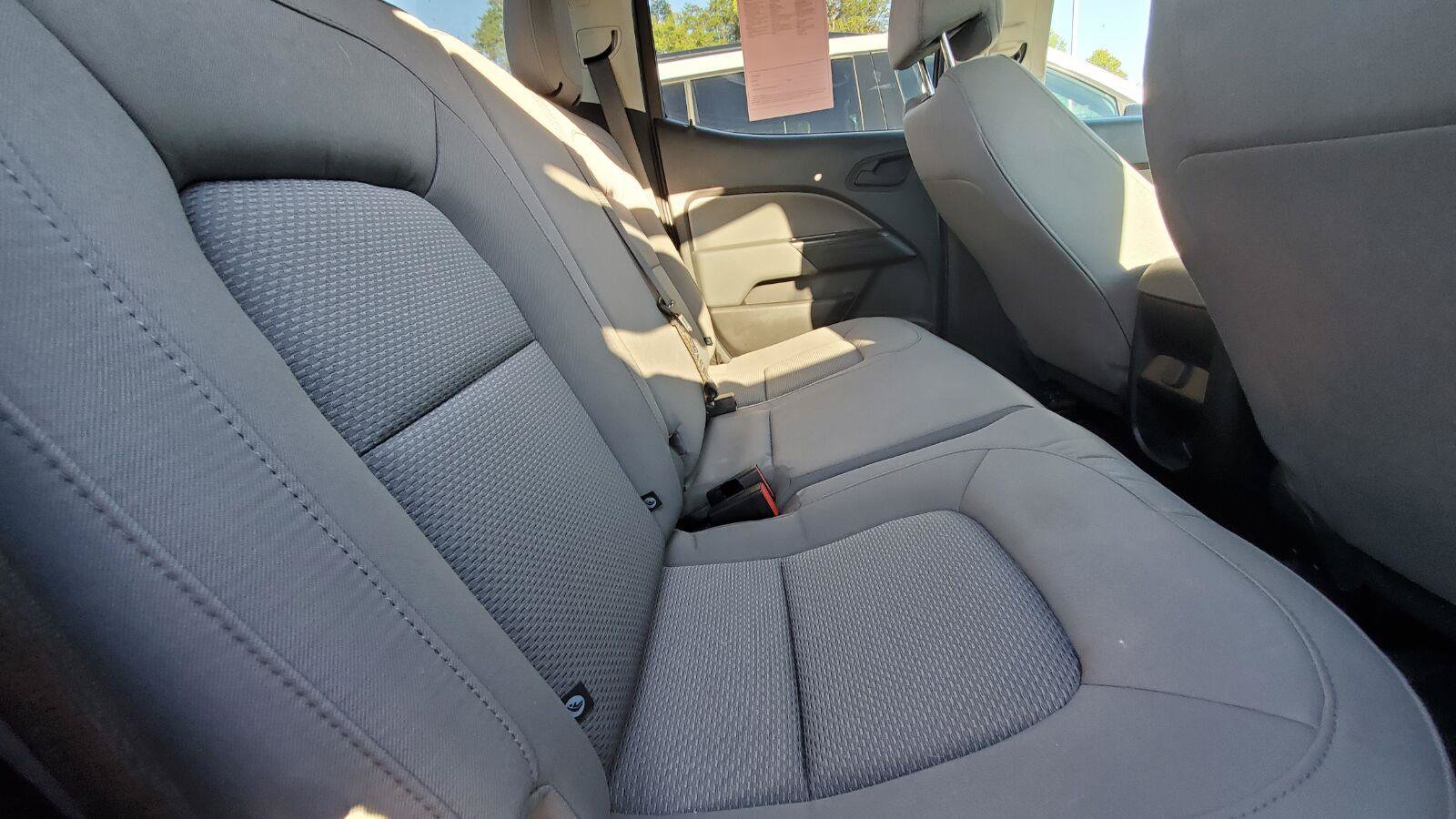 Used 2022 Chevrolet Colorado W/T w/ Custom Special Edition RWD image 6