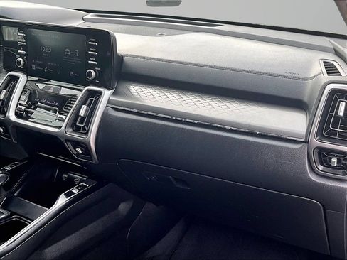 Used 2021 Kia Sorento S w/ Panoramic Sunroof Package FWD image 18