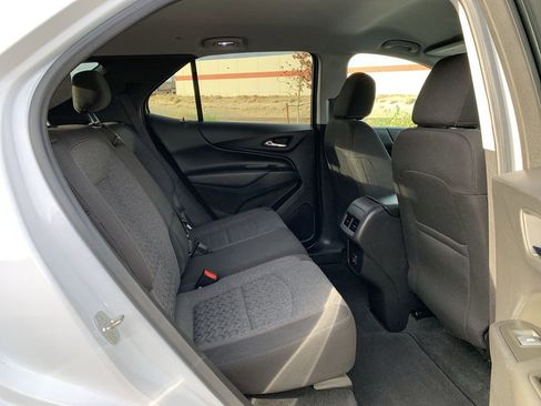 Used 2024 Chevrolet Equinox LT image 29