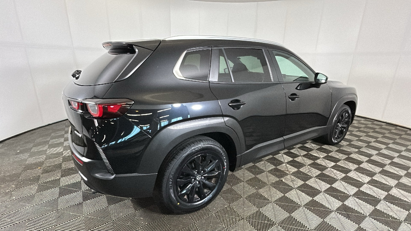 Used 2025 MAZDA CX-50 AWD 2.5 S w/ Preferred Package image 3