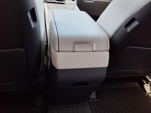 New 2026 Hyundai Santa Fe SE image 24