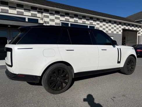 Used 2024 Land Rover Range Rover Long Wheelbase Autobiography AWD/4WD image 5