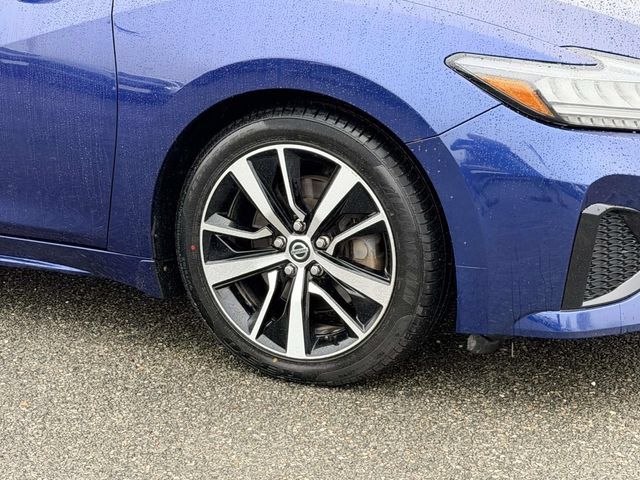 Used 2023 Nissan Maxima SL FWD image 7