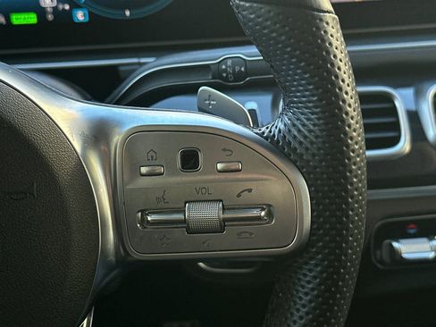 Certified 2023 Mercedes-Benz GLS 450 4MATIC image 29