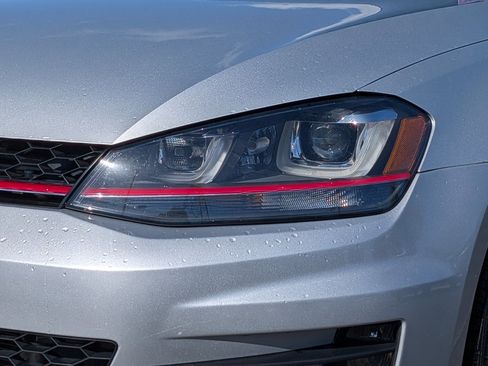 Used 2016 Volkswagen GTI Autobahn w/ Lighting Package (SEL) FWD image 10