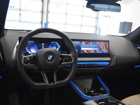 Used 2025 BMW X3 xDrive30i AWD/4WD image 23