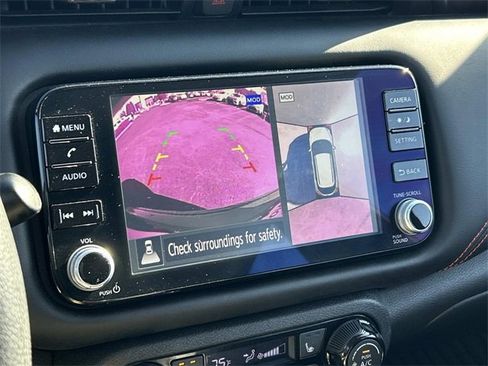 Used 2023 Nissan Kicks SR w/ SR Premium Package image 23