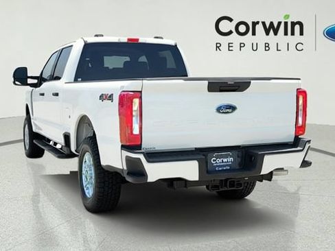 Certified 2025 Ford F250 XLT AWD/4WD image 4