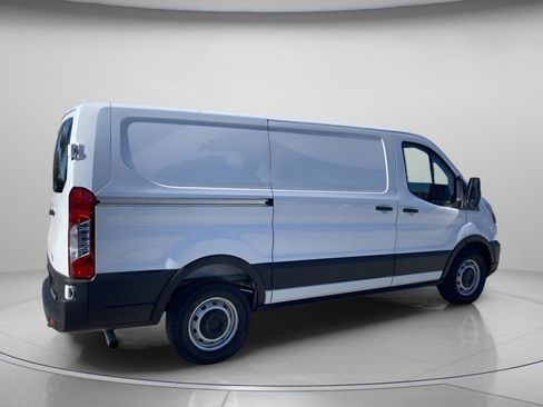 New 2026 Ford Transit 150 Low Roof RWD image 4