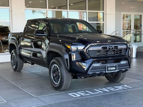 New 2025 Toyota Tacoma TRD Off-Road image 6