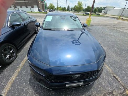 Used 2024 Honda Accord EX-L image 2