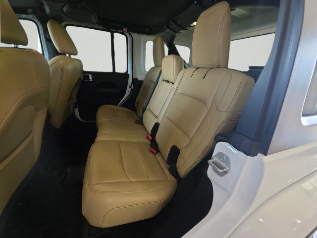 Used 2019 Jeep Wrangler Unlimited Sahara AWD/4WD image 25