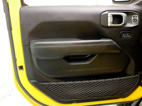 Used 2019 Jeep Wrangler Unlimited Rubicon image 34