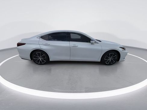 New 2025 Lexus ES 350 w/ Premium Package FWD image 9