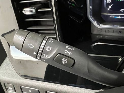 Used 2024 GMC Sierra 3500 SLE AWD/4WD image 31