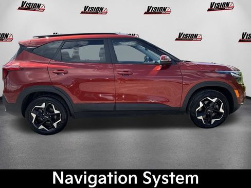 Certified 2025 Kia Seltos S AWD/4WD image 4