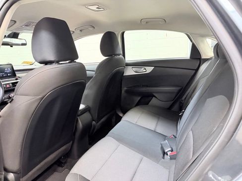 Used 2024 Kia Forte LXS w/ LXS Technology Package FWD image 20