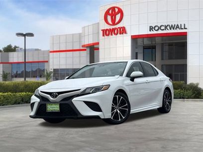 Used 2018 Toyota Camry SE
