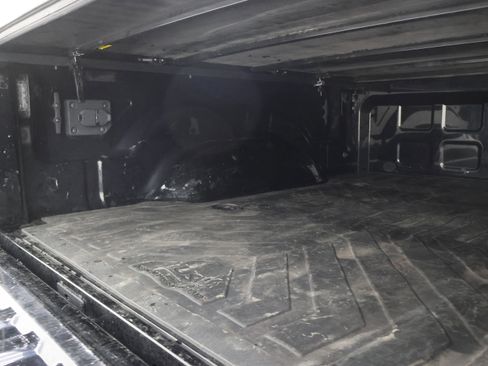 Used 2020 RAM 2500 Big Horn w/ Night Edition AWD/4WD image 5