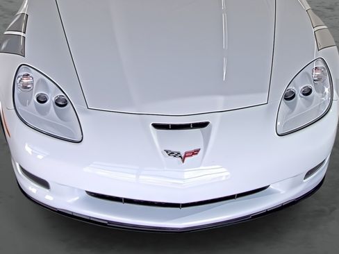 Used 2013 Chevrolet Corvette Grand Sport w/ 3LT Preferred Equipment Group RWD image 18
