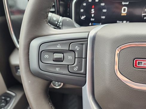 New 2026 GMC Sierra 1500 SLT image 21