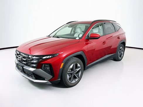 Used 2025 Hyundai Tucson SEL FWD image 3