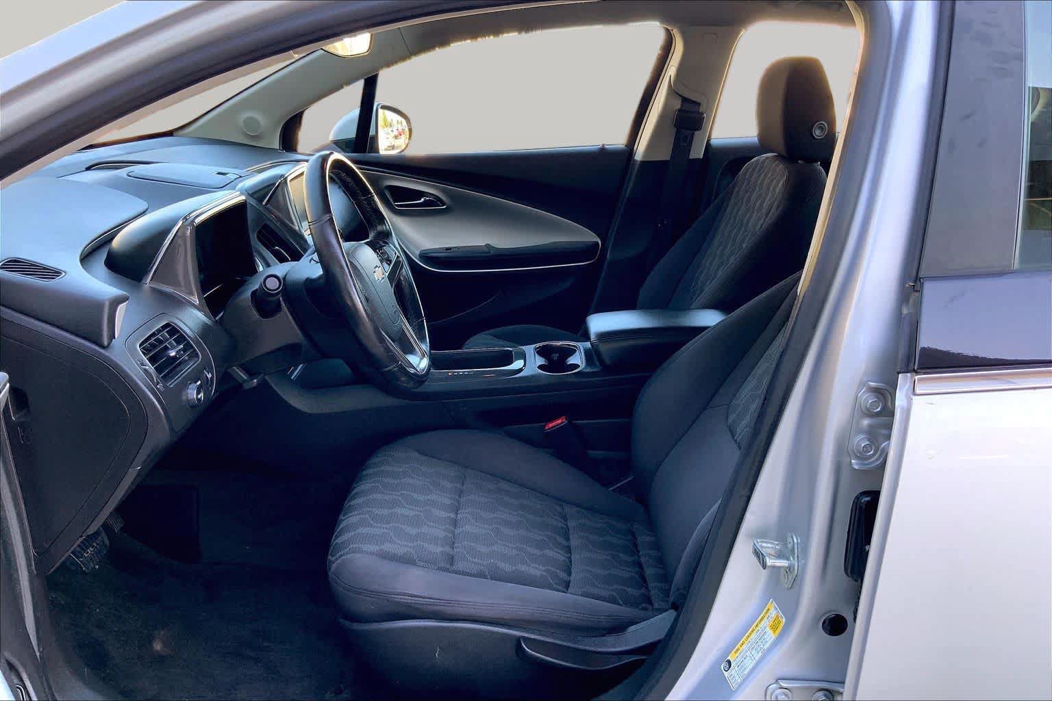 Used 2014 Chevrolet Volt FWD image 8