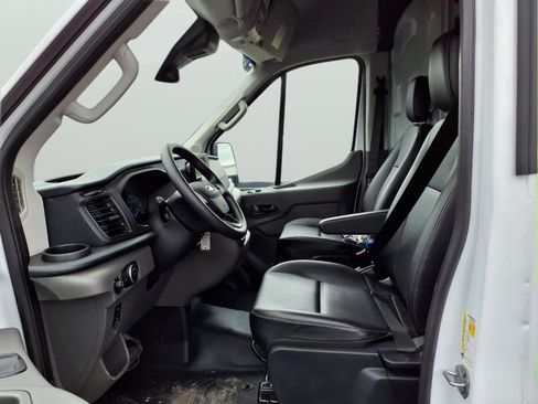 Used 2023 Ford Transit 250 148 High Roof Extended w/ Load Area Protection Package RWD image 15