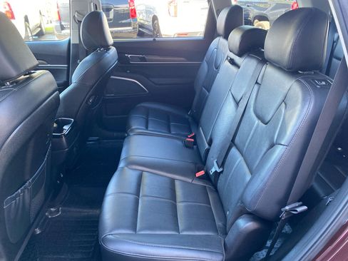 Used 2020 Kia Telluride SX image 28