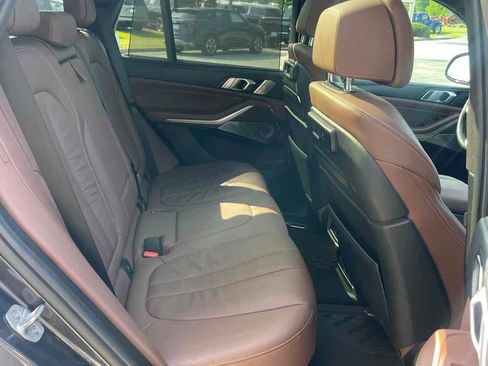 Used 2020 BMW X5 M50i w/ Executive Package image 24