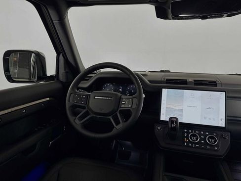 New 2026 Land Rover Defender 110 X-Dynamic SE image 23