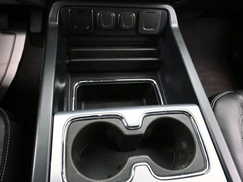 Used 2018 GMC Sierra 1500 SLT image 11