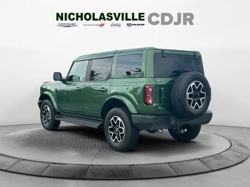 Used 2025 Ford Bronco Outer Banks AWD/4WD image 3