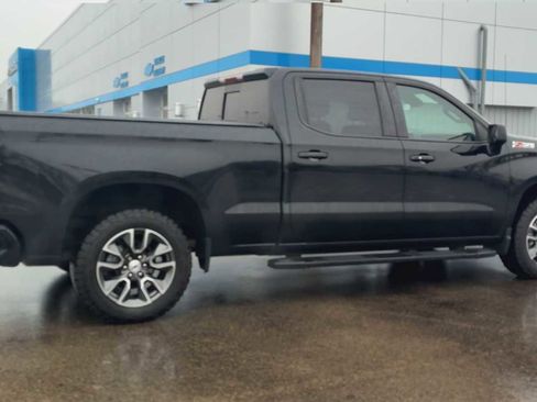 Certified 2022 Chevrolet Silverado 1500 RST image 2