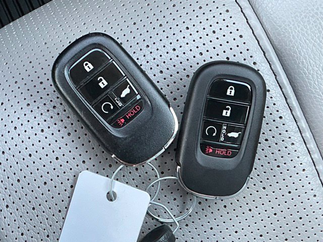 Certified 2025 Honda Pilot Elite image 22