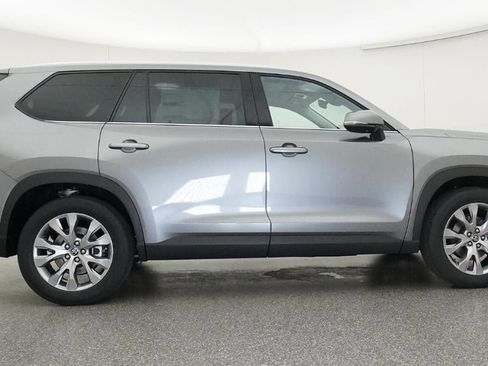 New 2026 Toyota Grand Highlander Limited image 27