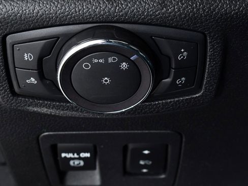 Used 2019 Ford F150 XLT w/ Equipment Group 302A Luxury image 32