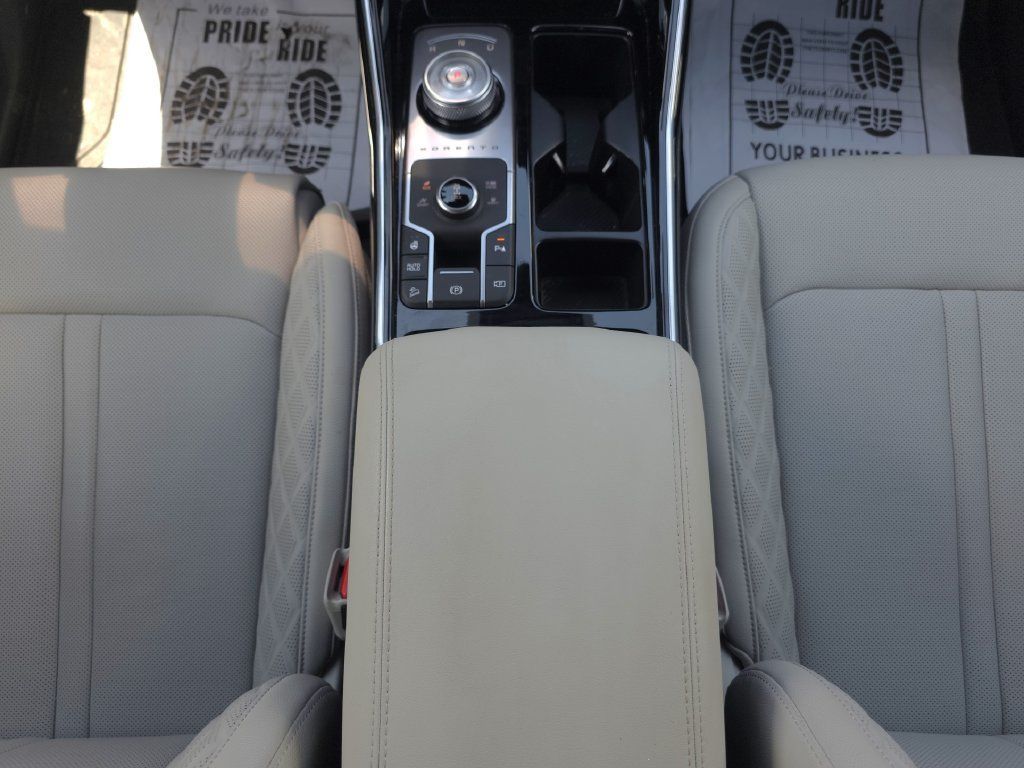 Used 2025 Kia Sorento SX Prestige AWD/4WD image 18