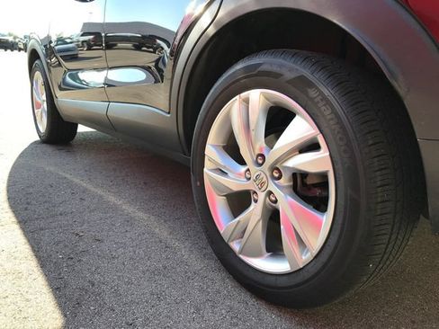 Used 2025 Buick Encore GX Preferred w/ Comfort Package FWD image 12