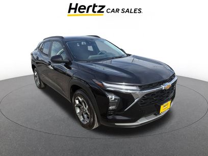 Used 2025 Chevrolet Trax LT