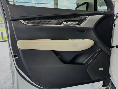 Used 2024 Cadillac XT6 Sport AWD/4WD image 35
