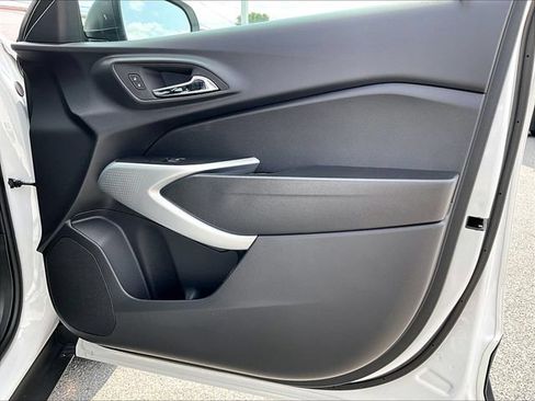 New 2026 Chevrolet Trax LS FWD image 28